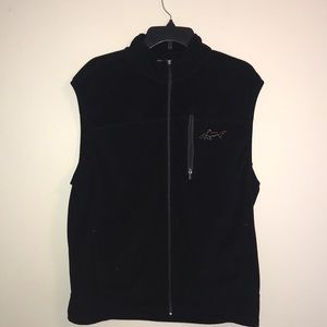 Greg Norman Vest, M